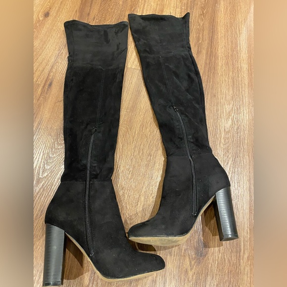 Black Over-the-Knee Block Heel Boots (Aldo) - Picture 3 of 8